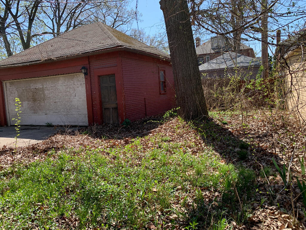 17593 Monica Street Detroit, MI 48221 - Photo 10 of 27 09