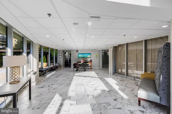 $2,500 | 8340 Greensboro Drive, Unit 409, McLean, VA 22102