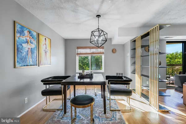 $2,500 | 8340 Greensboro Drive, Unit 409, McLean, VA 22102