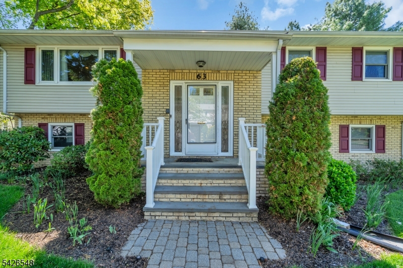 63 Ronald Terrace Springfield, NJ 07081 - Photo 2 of 30