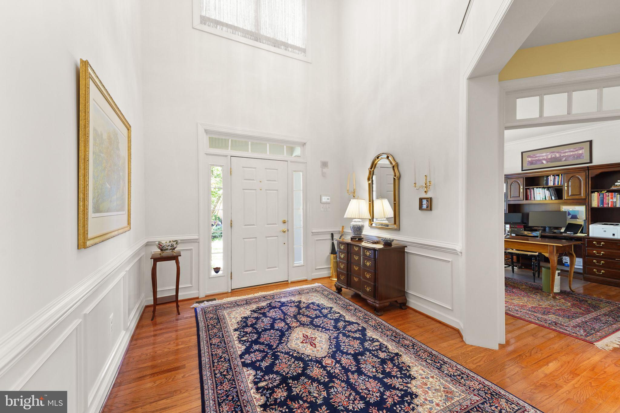 6651 Avignon Boulevard Falls Church, VA 22043 - Photo 5 of 51 a room with furniture and a window