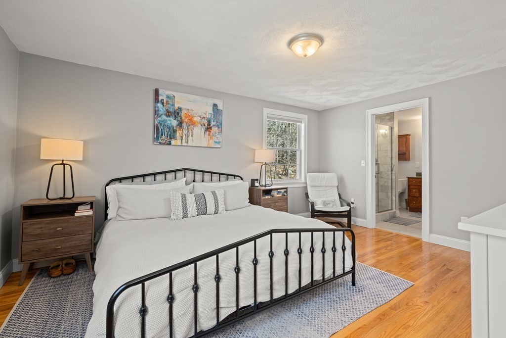 40 R Hull Street Wenham, MA 01984 - Photo 19 of 31