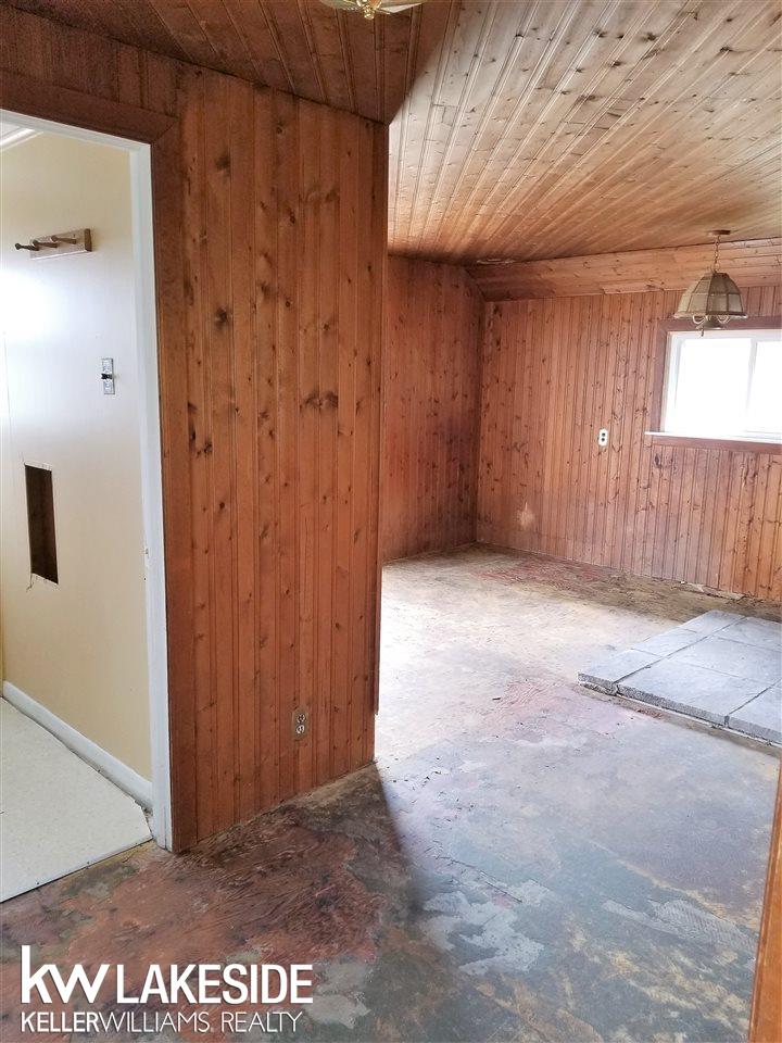 2316 Miller Road Memphis, MI 48041 - Photo 24 of 30 31344175-23.JPG