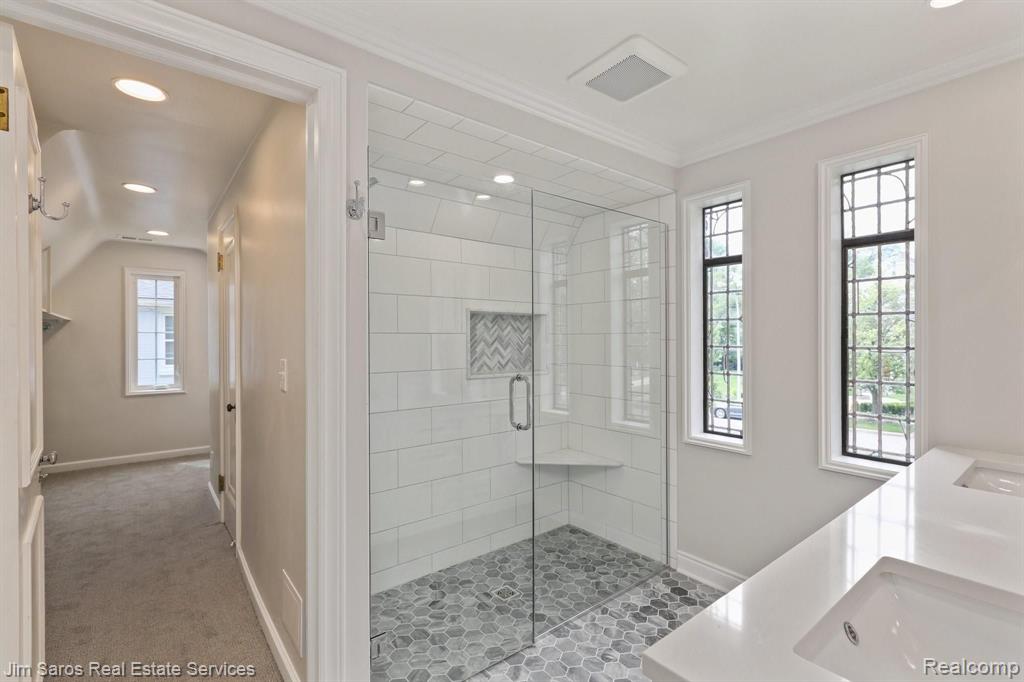 748 Pemberton Road Grosse Pointe Park, MI 48230 - Photo 22 of 37