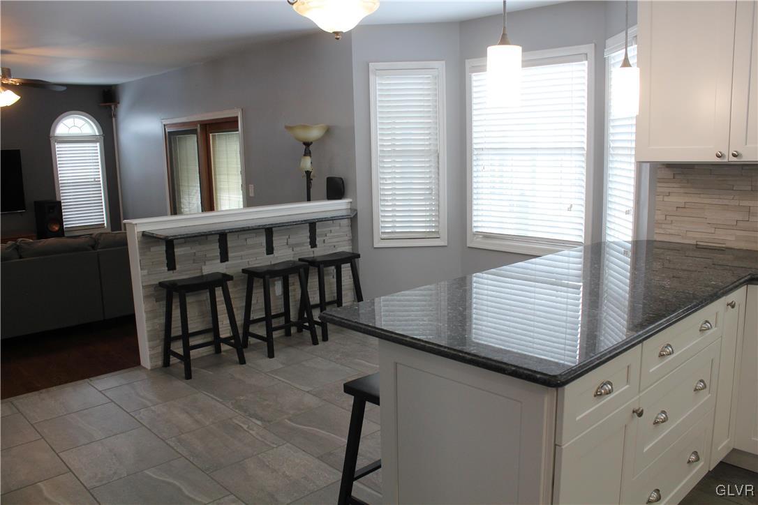 2541 Somerset Road Whitehall, PA 18052 - Photo 12 of 50 Gallery Image 12