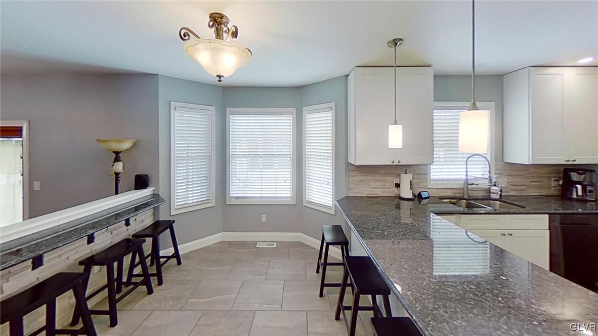 2541 Somerset Road Whitehall, PA 18052 - Photo 9 of 50 Gallery Image 9