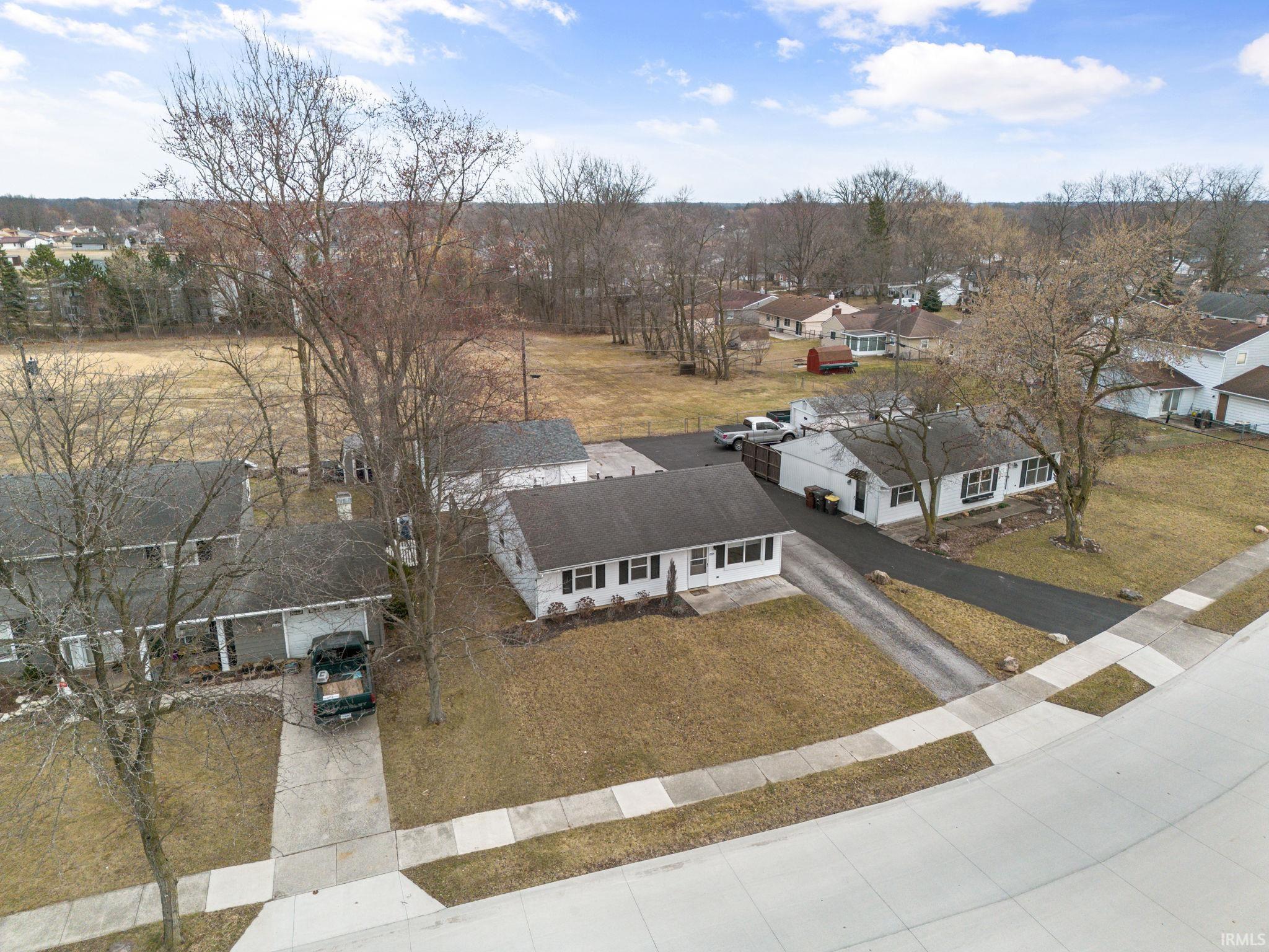 6924 Raintree Road Fort Wayne, IN 46825 - Photo 23 of 27 Gallery Image 23