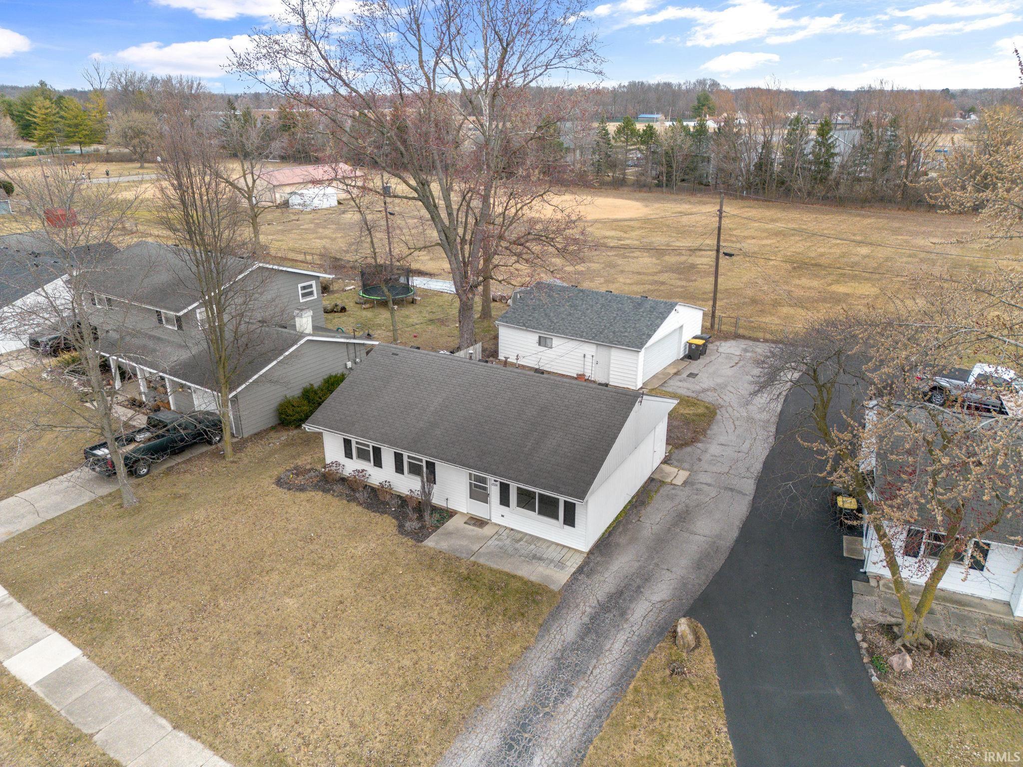 6924 Raintree Road Fort Wayne, IN 46825 - Photo 24 of 27 Gallery Image 24