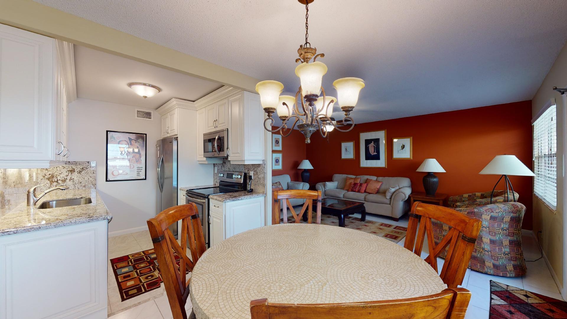 4068 Exeter Boca Raton, FL 33434 - Photo 6 of 33 Dining