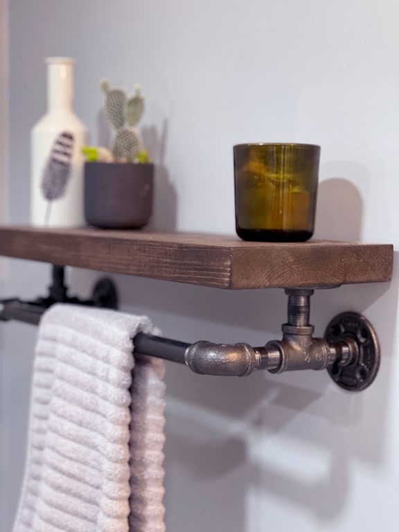 7 Lorraine Terrace Marblehead, MA 01945 - Photo 13 of 27