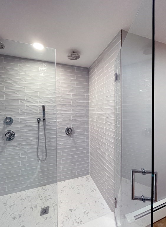 7 Lorraine Terrace Marblehead, MA 01945 - Photo 14 of 27