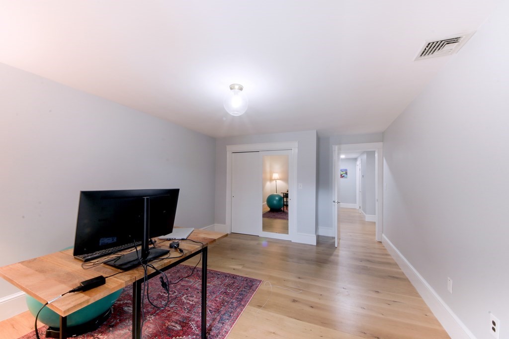 7 Lorraine Terrace Marblehead, MA 01945 - Photo 20 of 27