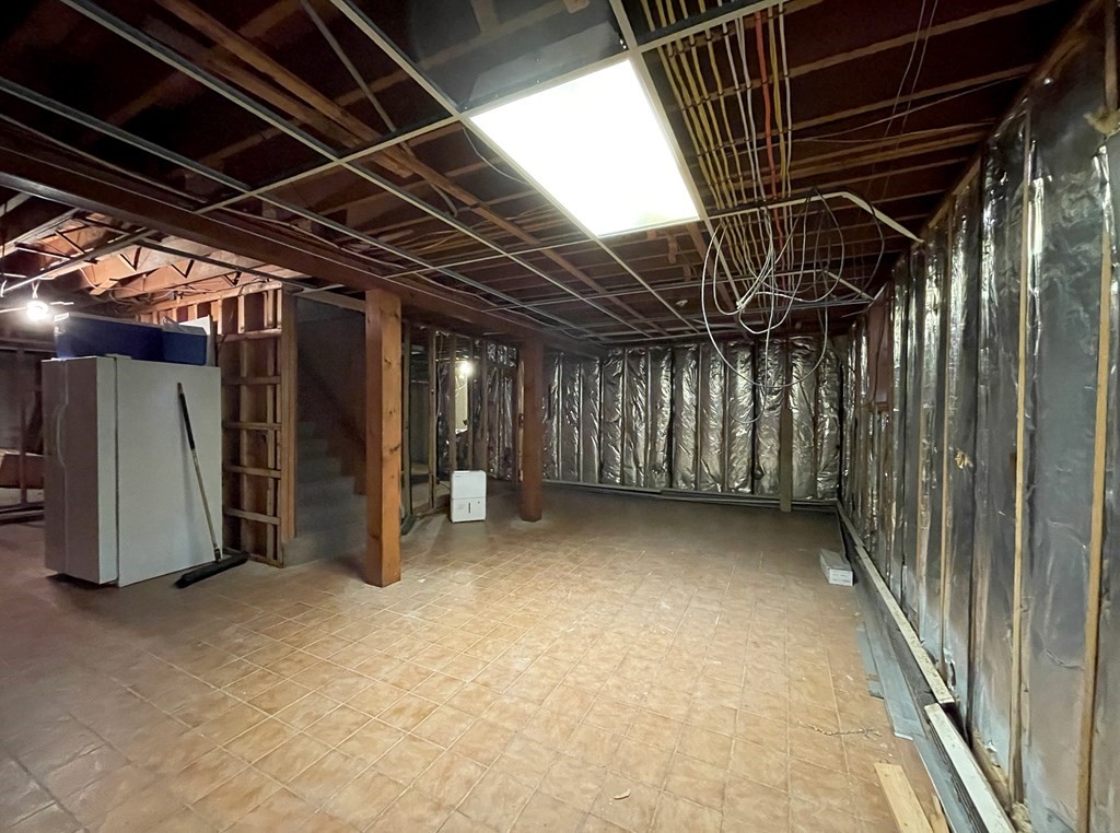 7 Lorraine Terrace Marblehead, MA 01945 - Photo 27 of 27