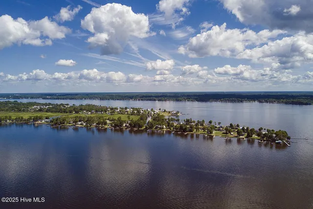 $223,400 | Sr #1123 Sr Road, Chocowinity, NC 27817