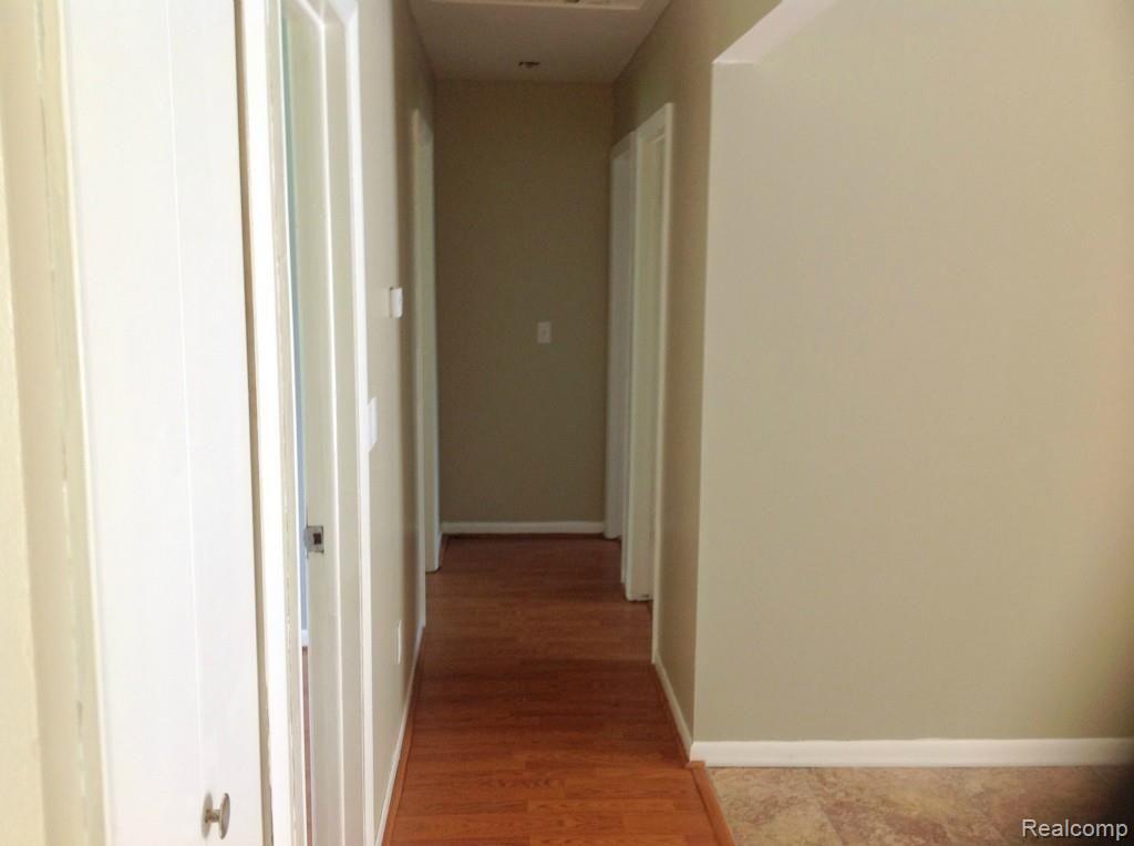 2565 Longview Avenue Rochester Hills, MI 48307 - Photo 5 of 19