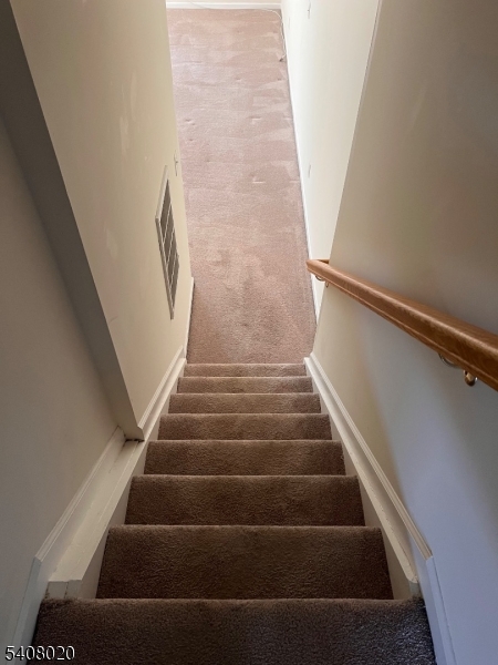 15 Sam Bonnell Drive Clinton, NJ 08809 - Photo 16 of 26