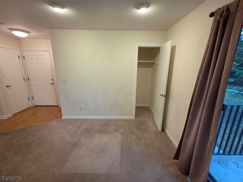 15 Sam Bonnell Drive Clinton, NJ 08809 - Photo 9 of 26