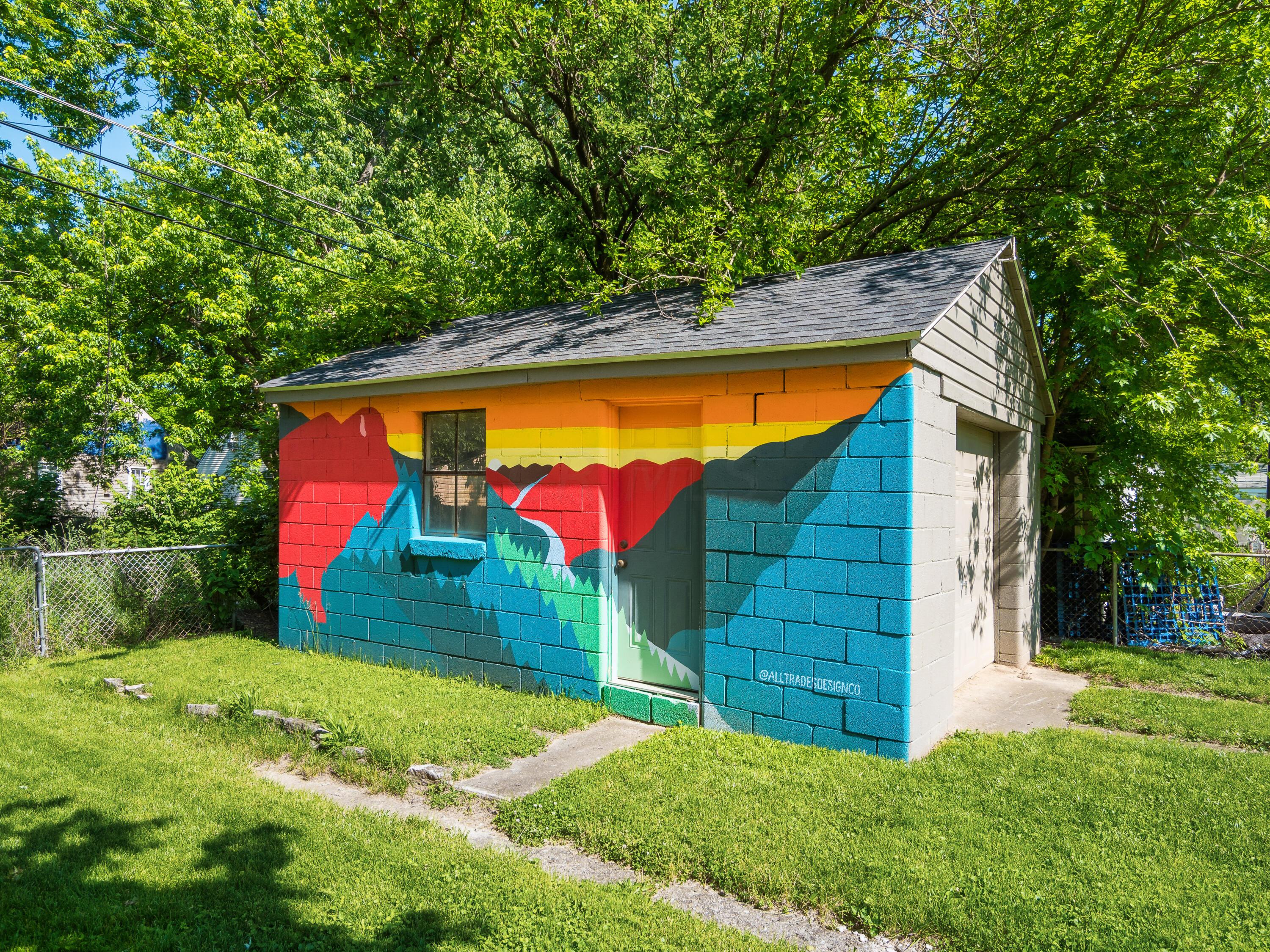 2585 Howey Road Columbus, OH 43211 - Photo 5 of 19 N_2585_Howey_066