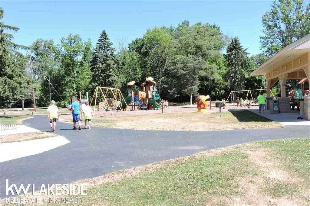 4764 Taft Road Algonac, MI 48001 - Photo 49 of 50 31326246-48.JPG