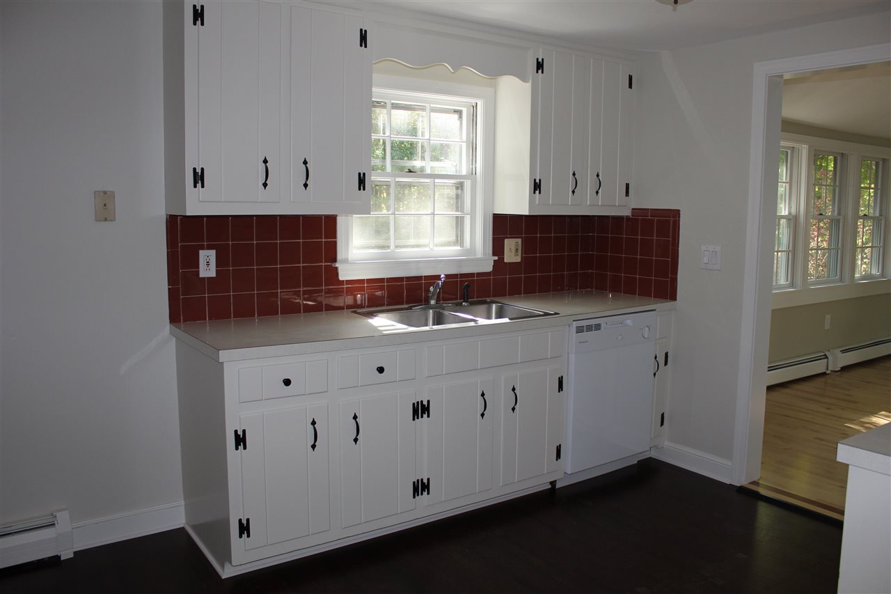 75 Woodridge Road Hampstead, NH 03826 - Photo 17 of 28 Gallery Image 17