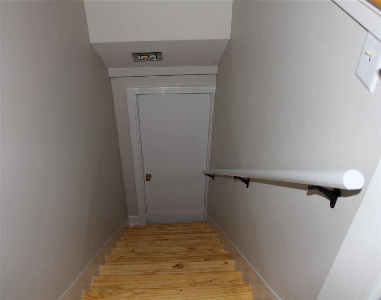 75 Woodridge Road Hampstead, NH 03826 - Photo 25 of 28 Gallery Image 25