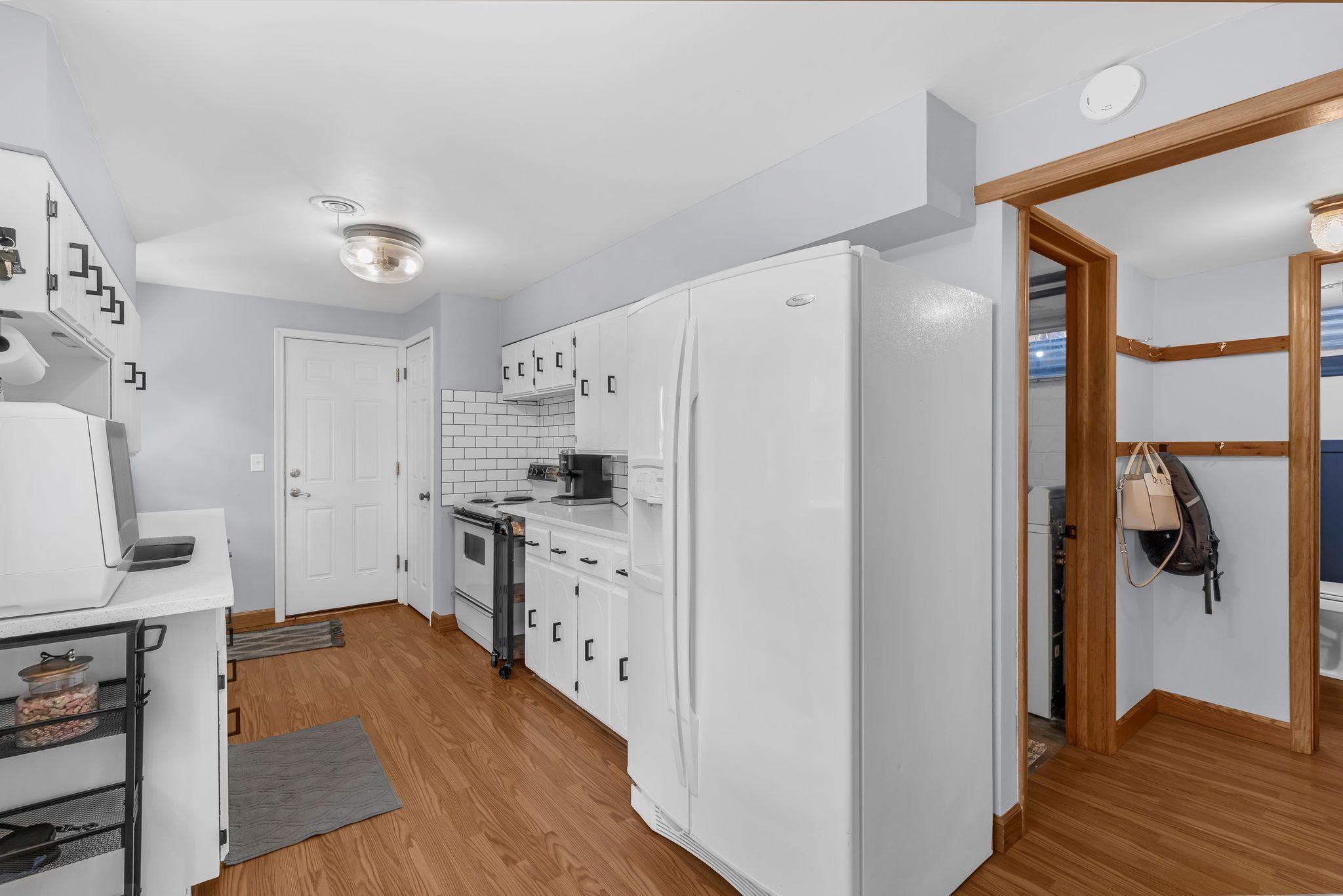 11908 James Road Hopkins, MN 55343 - Photo 9 of 43