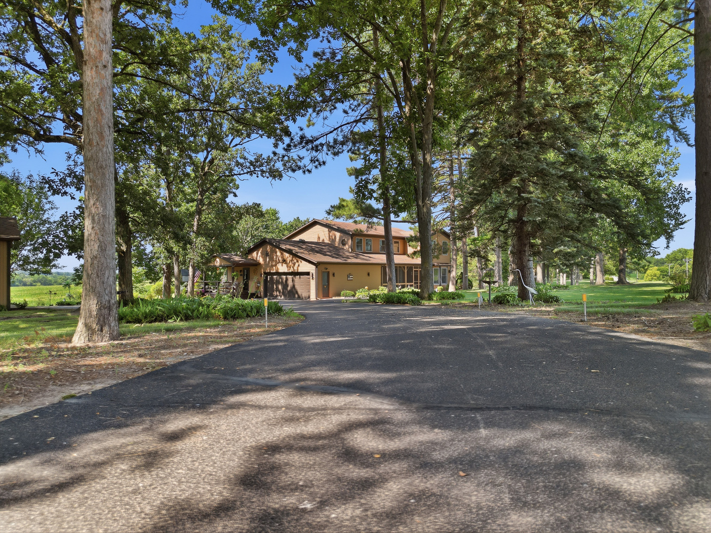 8178 Oakville Road Mount Carroll, IL 61053 - Photo 13 of 60