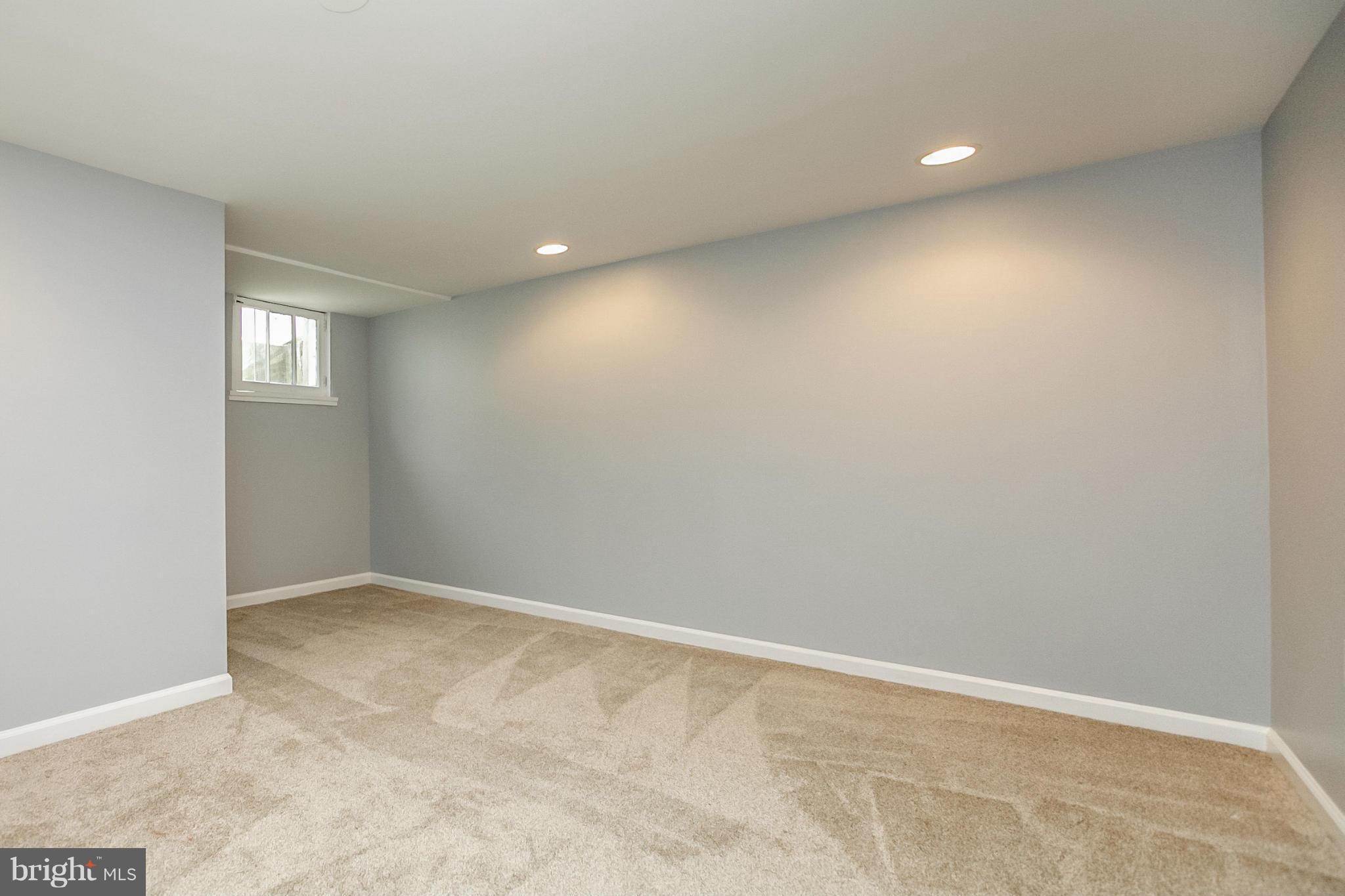 316 Overbrook Road Baltimore, MD 21212 - Photo 14 of 29 Family Room