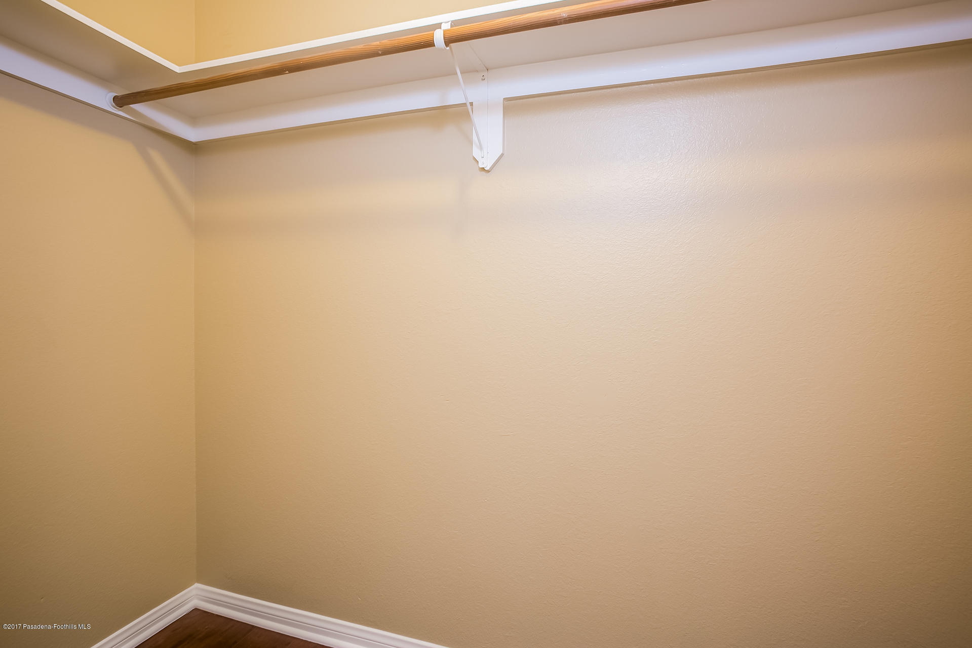 248 East Washington Boulevard, Unit 4 Pasadena, CA 91104 - Photo 13 of 19 a view of a small space