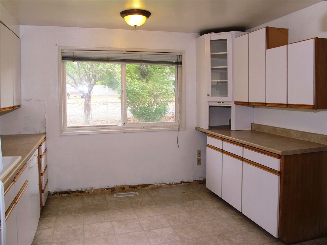 1414 South Walnut Road Spokane Valley, WA 99206 - Photo 6 of 20 Gallery Image 6