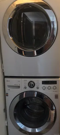 a close up view of washer and dryer