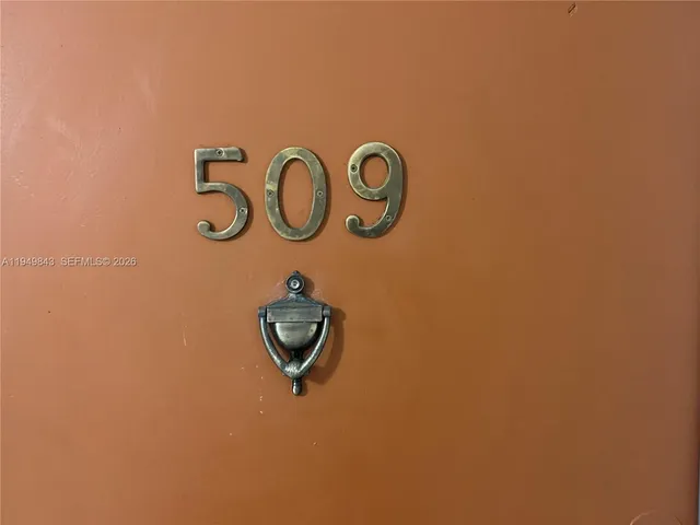 $1,850 | 3640 Northwest 9th Street, Unit 509, Miami, FL 33125