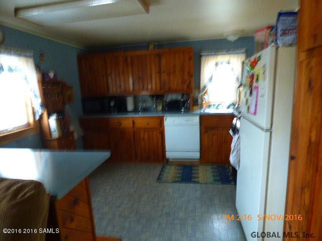 304 Stoddard Road Hampton, NY 12837 - Photo 4 of 12 Photo 4