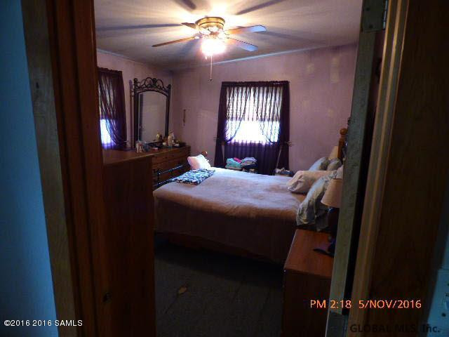 304 Stoddard Road Hampton, NY 12837 - Photo 7 of 12 Photo 7