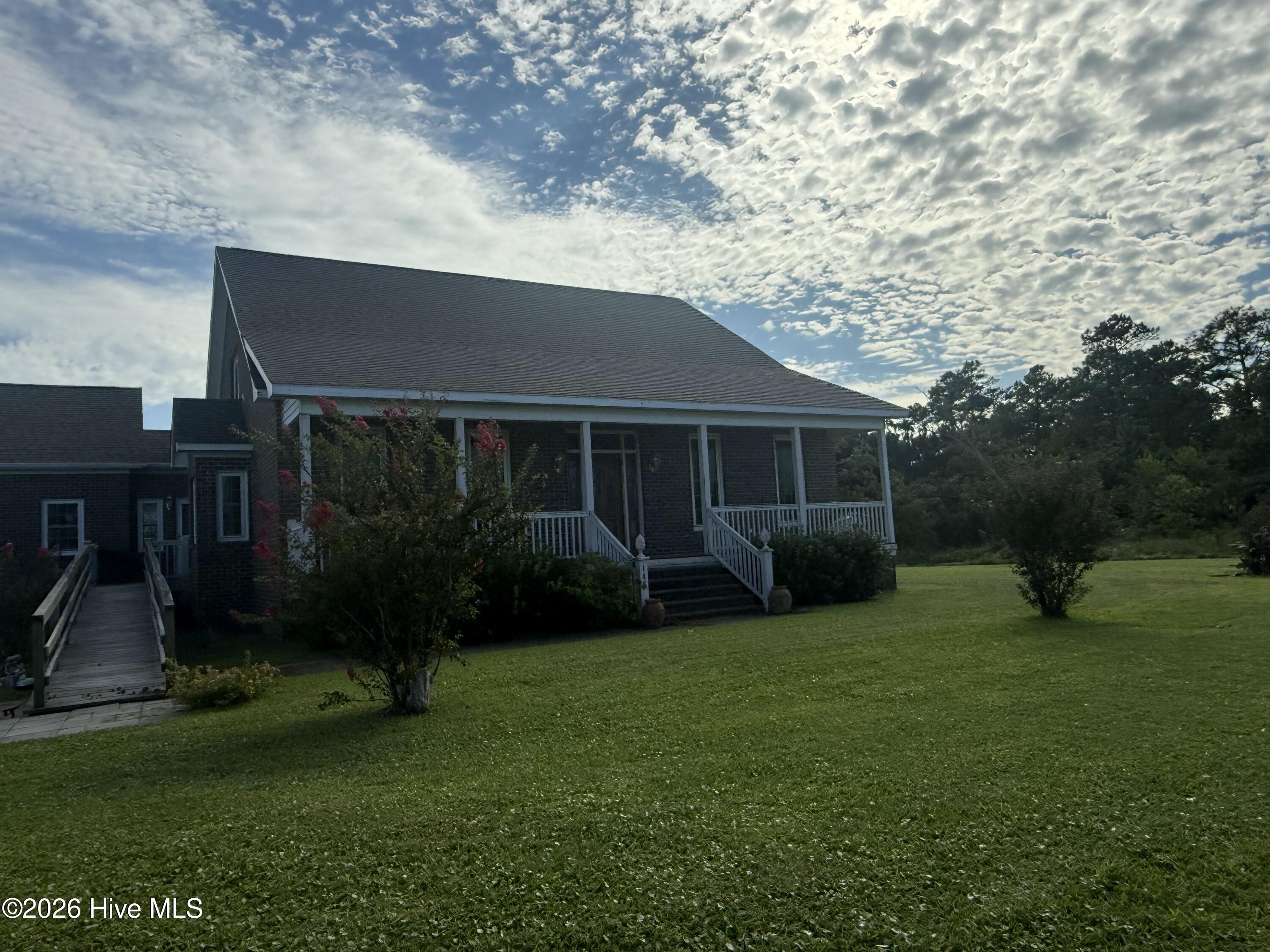 146 Horseshoe Road Davis, NC 28524 - Photo 2 of 2 IMG_0121