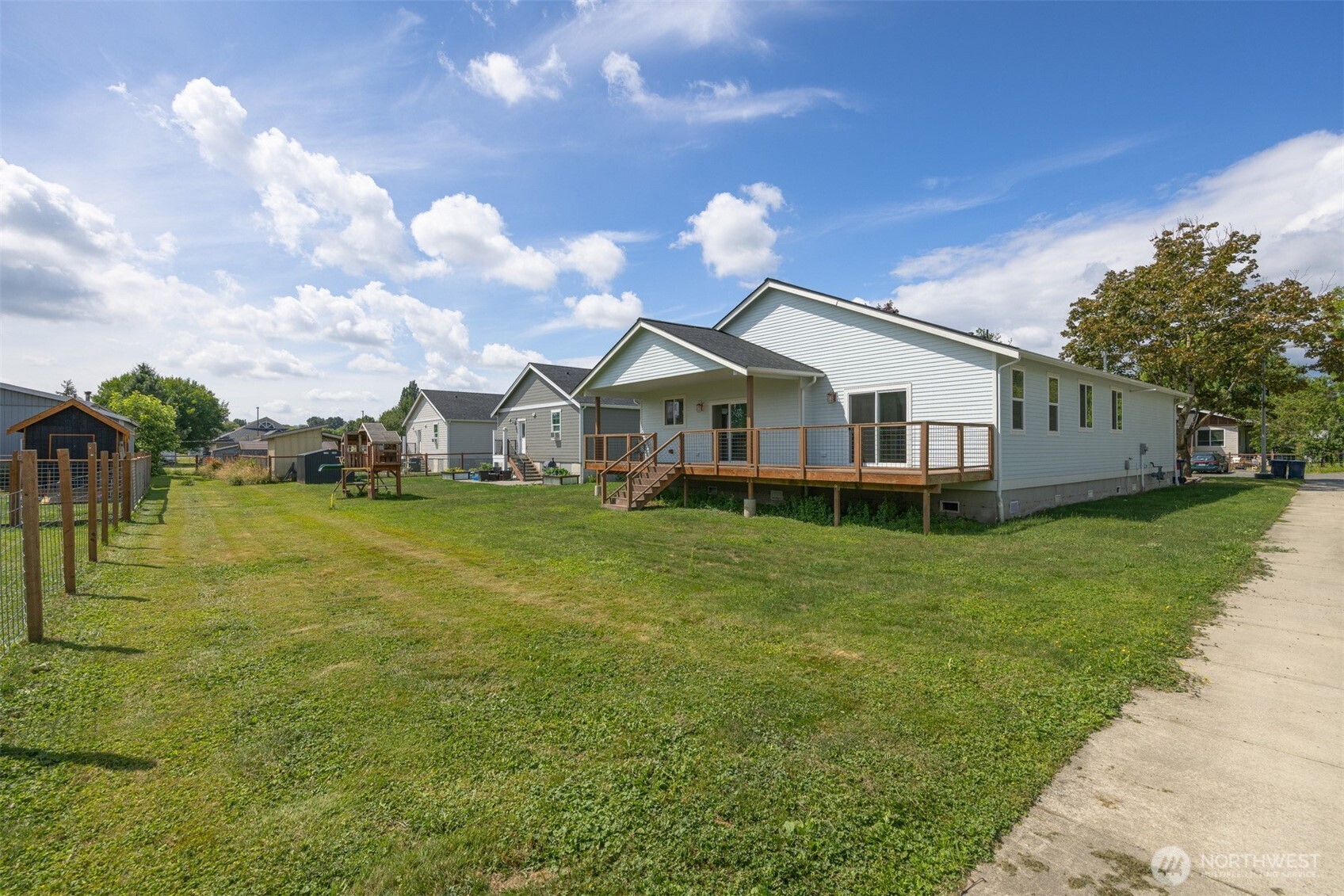 533 2nd Street Sumas, WA 98295 - Photo 38 of 40