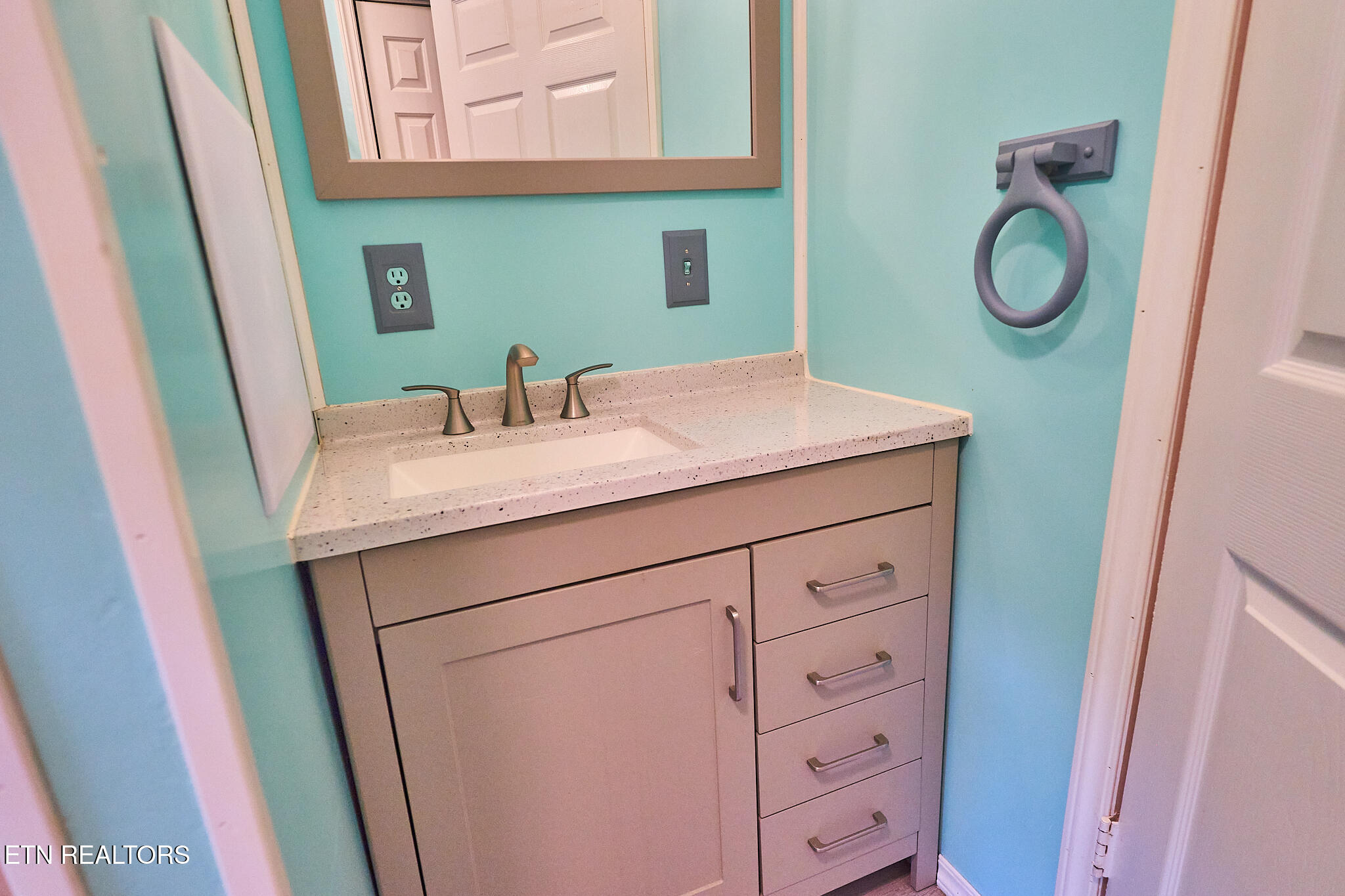 4240 Miser Station Road Louisville, TN 37777 - Photo 22 of 43 DSC08053.1