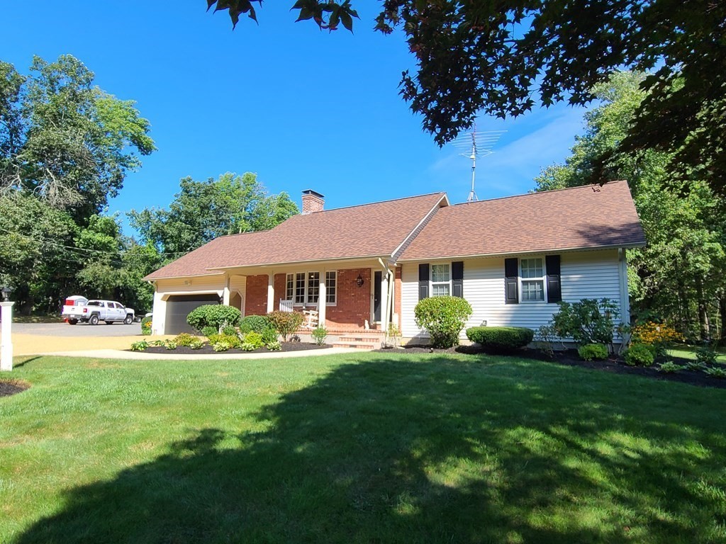 12 Bullard Road North Brookfield, MA 01535 - Photo 2 of 41 Gallery Image 2