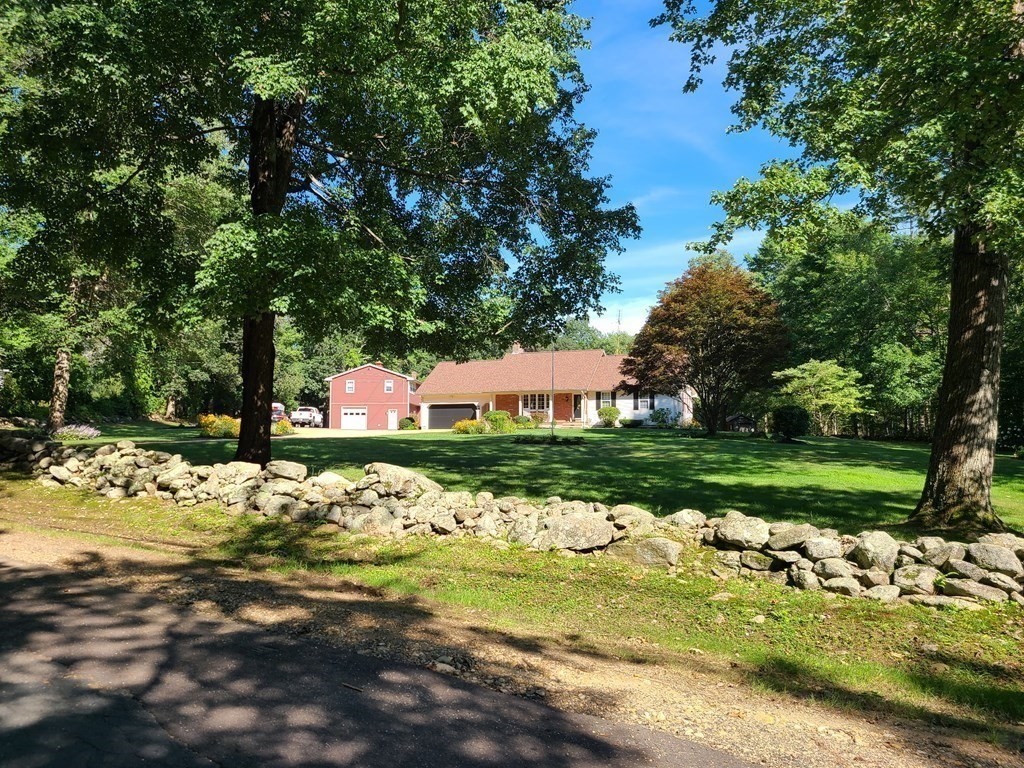 12 Bullard Road North Brookfield, MA 01535 - Photo 7 of 41 Gallery Image 7