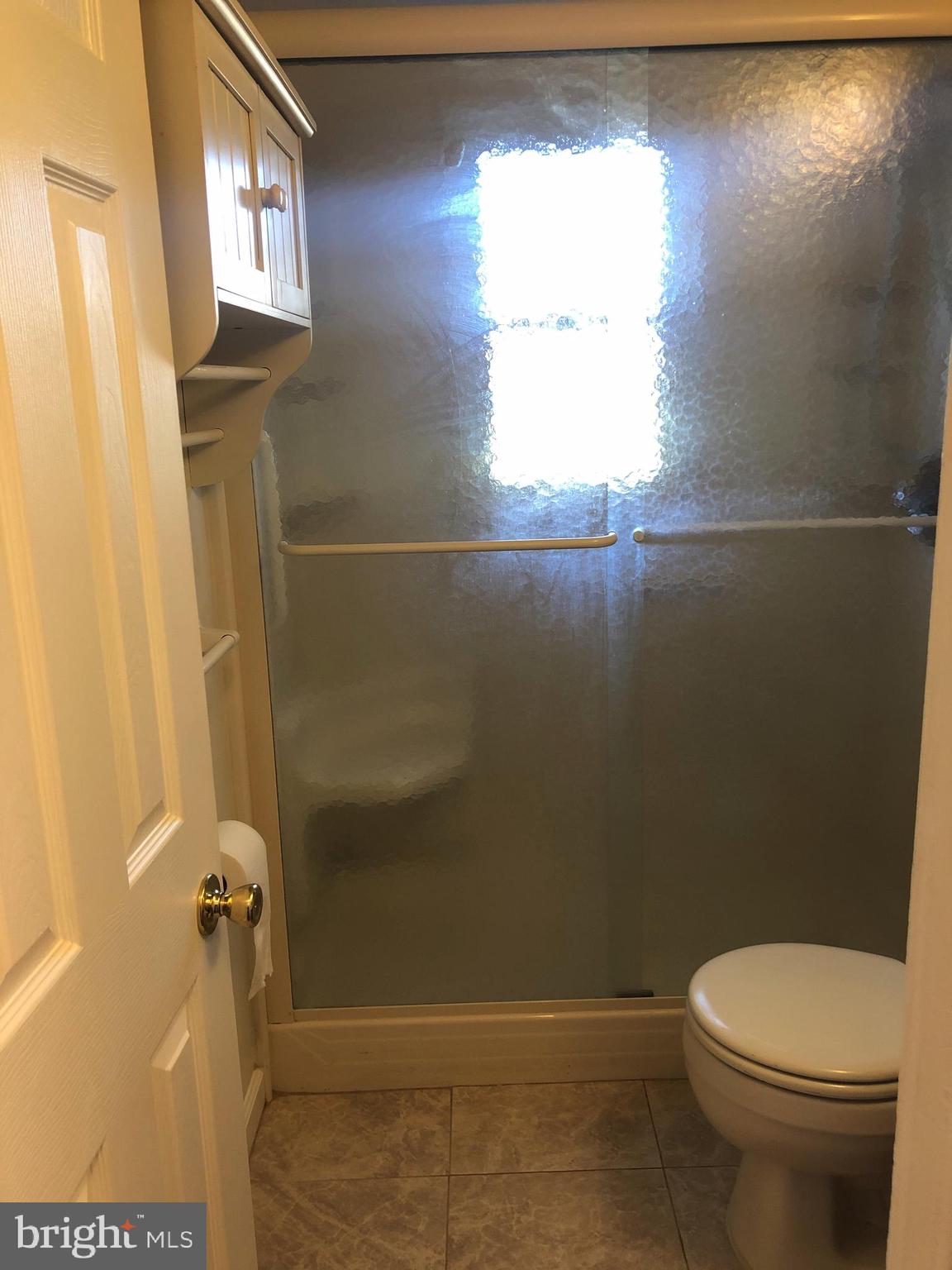 1902 Halifax Road Woodbridge, VA 22191 - Photo 13 of 34 Main level bathroom