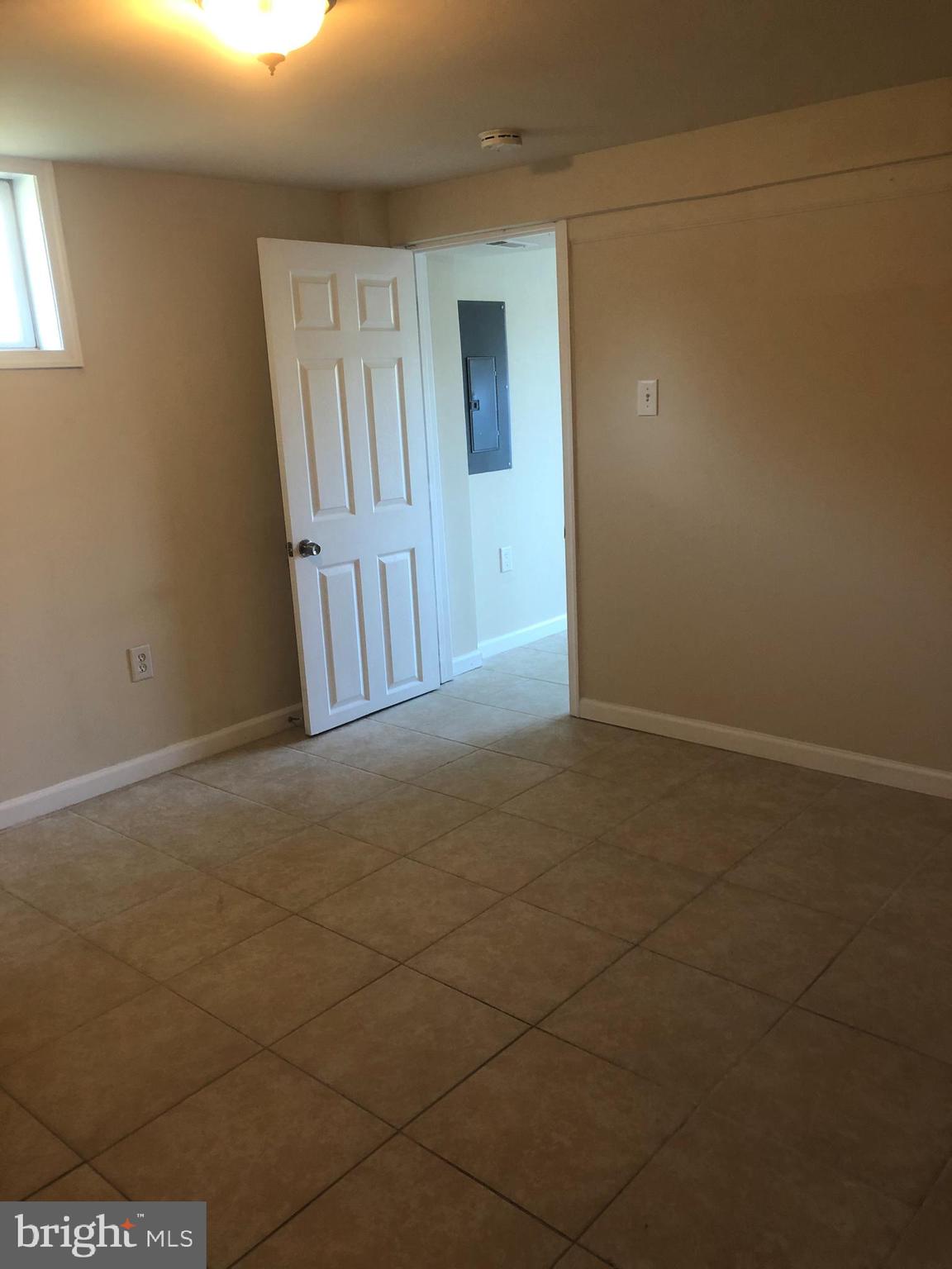1902 Halifax Road Woodbridge, VA 22191 - Photo 24 of 34 Basement den 3