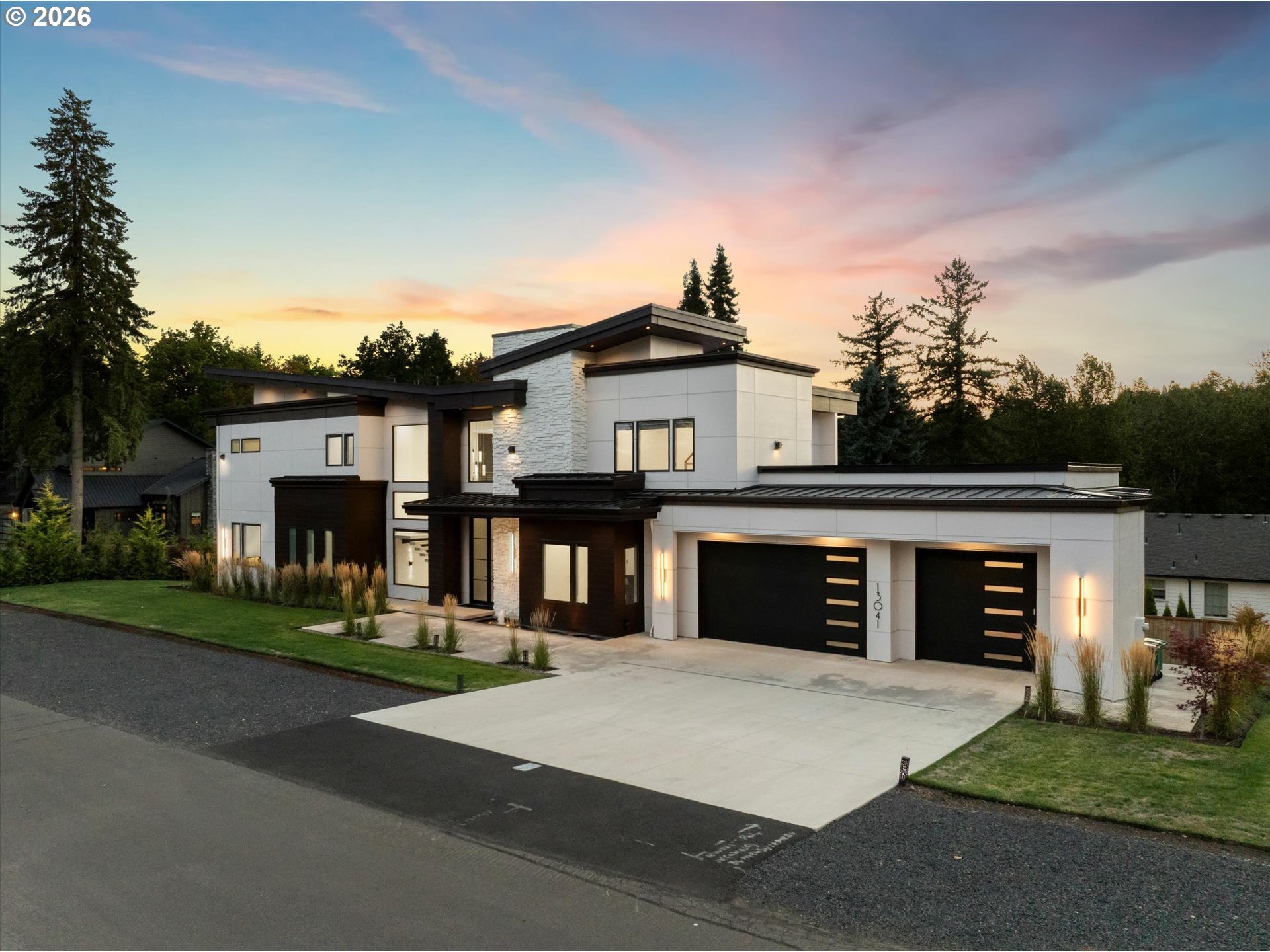 13041 Thoma Road Lake Oswego, OR 97035 - Photo 3 of 46