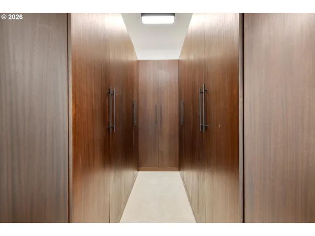 $3,998,000 | 13041 Thoma Road, Lake Oswego, OR 97035