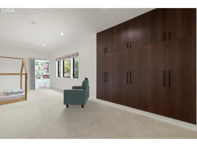 $3,998,000 | 13041 Thoma Road, Lake Oswego, OR 97035