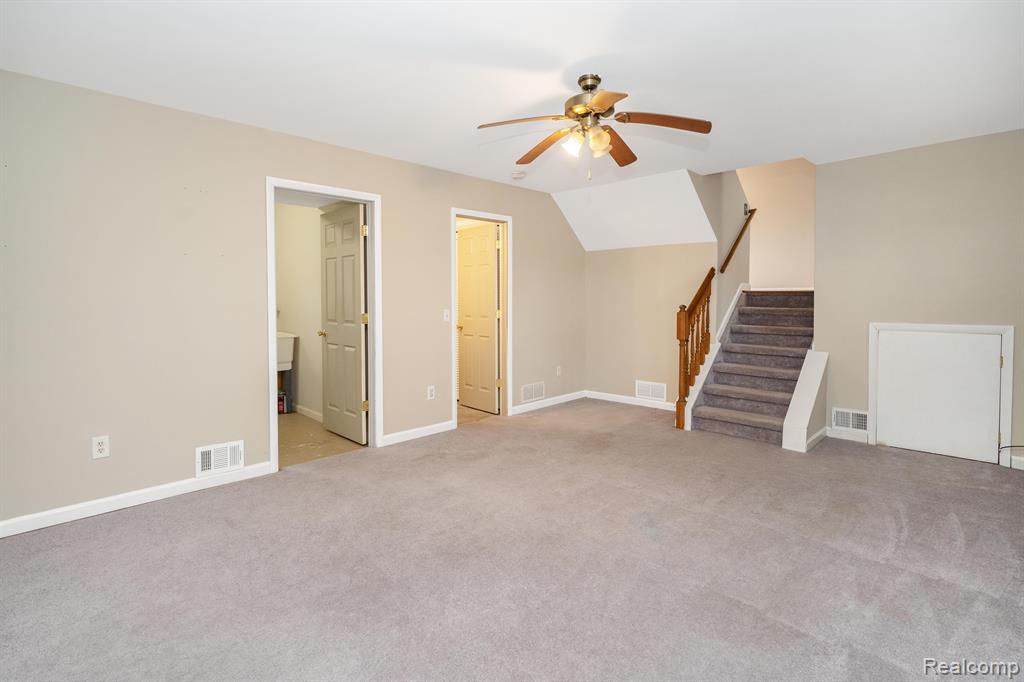 4654 Siebert Road Waterford, MI 48328 - Photo 19 of 27 Gallery Image 19