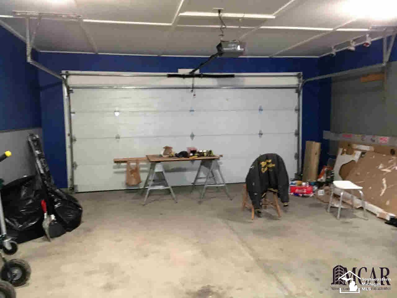 21200 Merriman Road New Boston, MI 48164 - Photo 15 of 17 Gallery Image 15