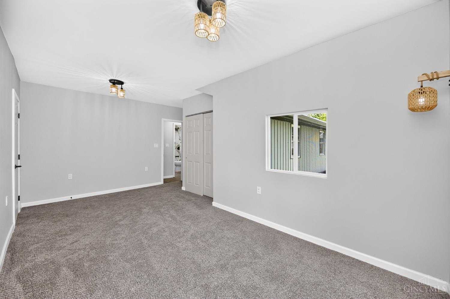 8812 Pine Road Cincinnati, OH 45242 - Photo 27 of 61
