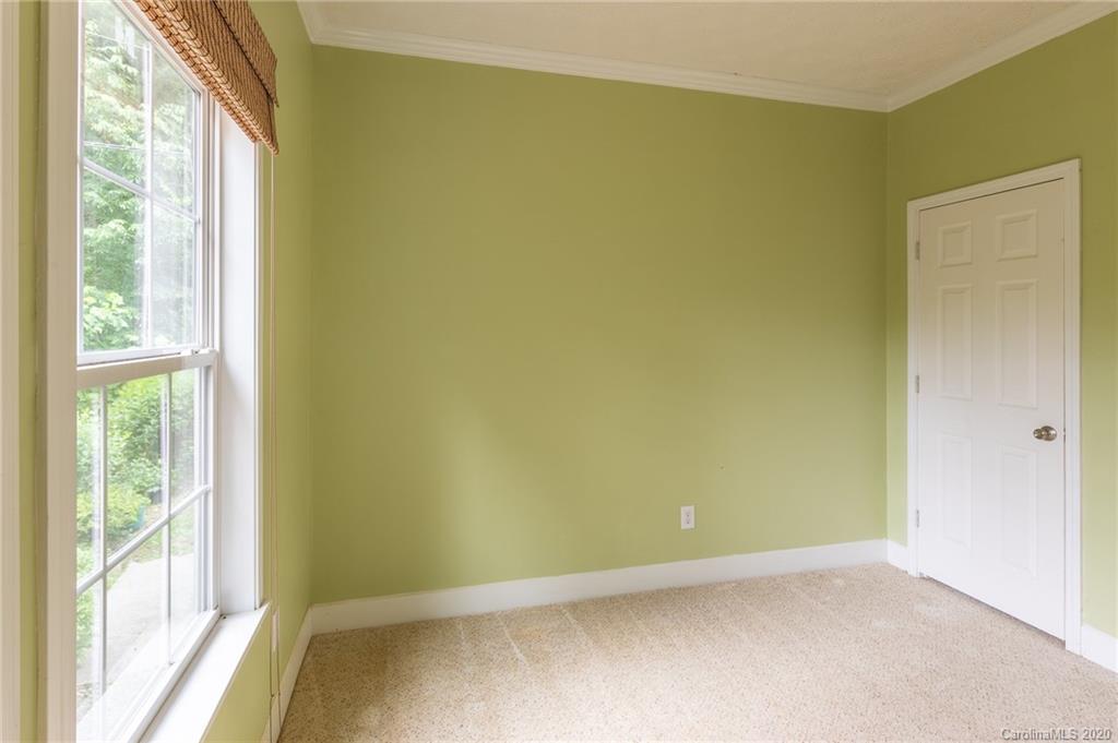 37 Harrison Hill Road Swannanoa, NC 28778 - Photo 13 of 35 Gallery Image 13