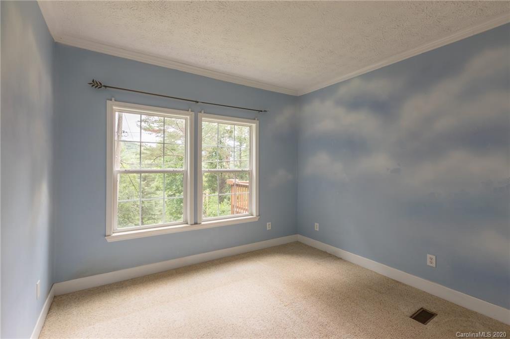 37 Harrison Hill Road Swannanoa, NC 28778 - Photo 18 of 35 Gallery Image 18