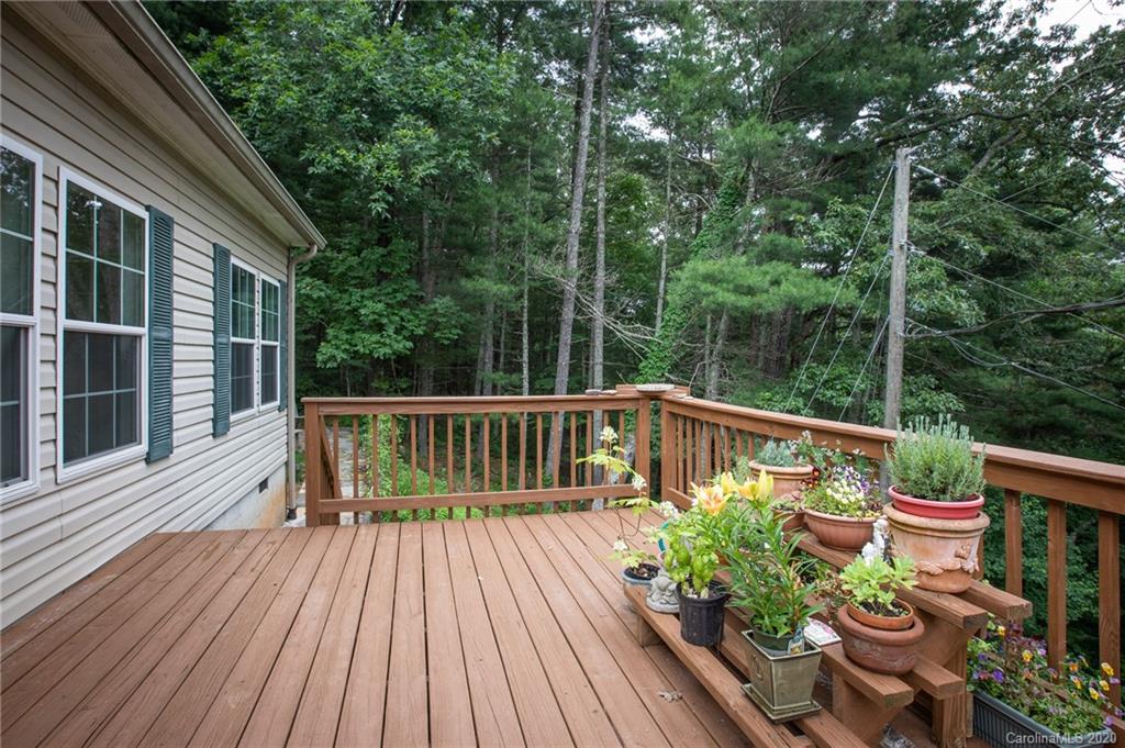 37 Harrison Hill Road Swannanoa, NC 28778 - Photo 3 of 35 Gallery Image 3